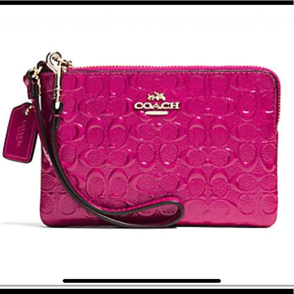 Coach F64652 Wristlet Debossed Patent Leather